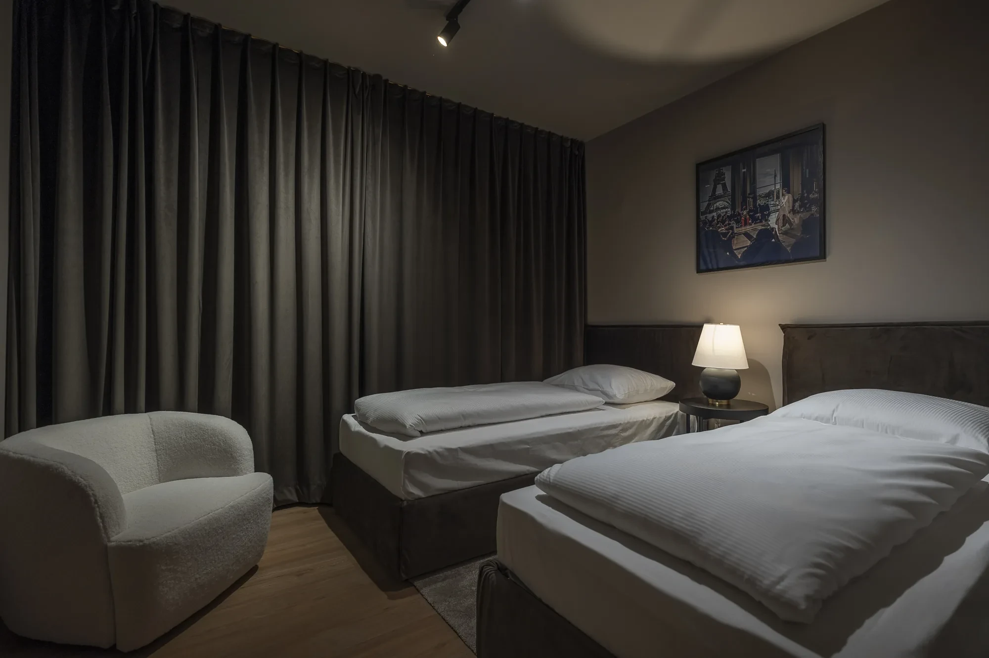 Grand Suite Leipzig — living area detail